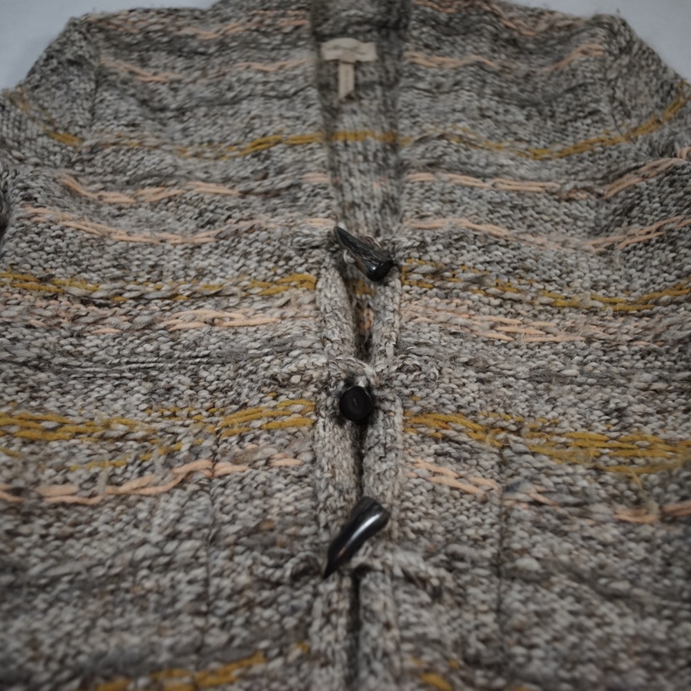 Wilfred Free Cardigan Made From Italian Yarn Size Small - Picture 4 of 11